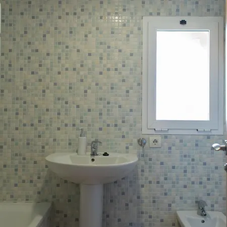Apartment 2 Bedroom Penthouse With Pool And Views Casares